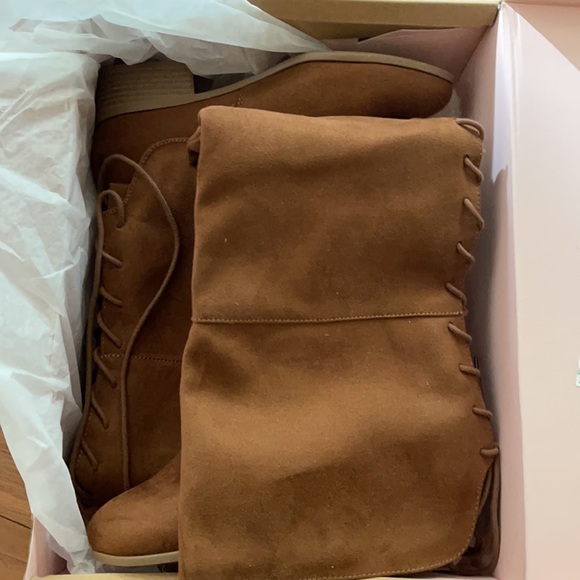 Cognac color knee high boots - Picture 4 of 4